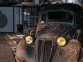 Mchezo Old Garage Hazina Escape  online