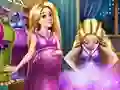Mchezo Pregnant Princesses Wardrobe online