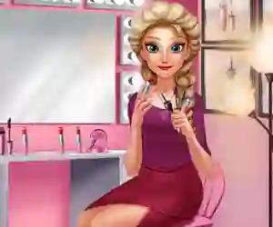 Mchezo Ice Queen Makeover Time online