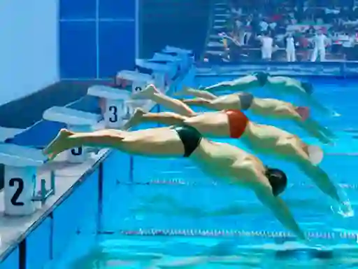 Mchezo Swimming Pool Race online