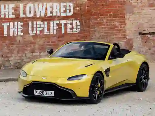 Mchezo Aston Martin Vantage Roadster online