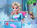 Mchezo Ice Queen: Royal Blog  online